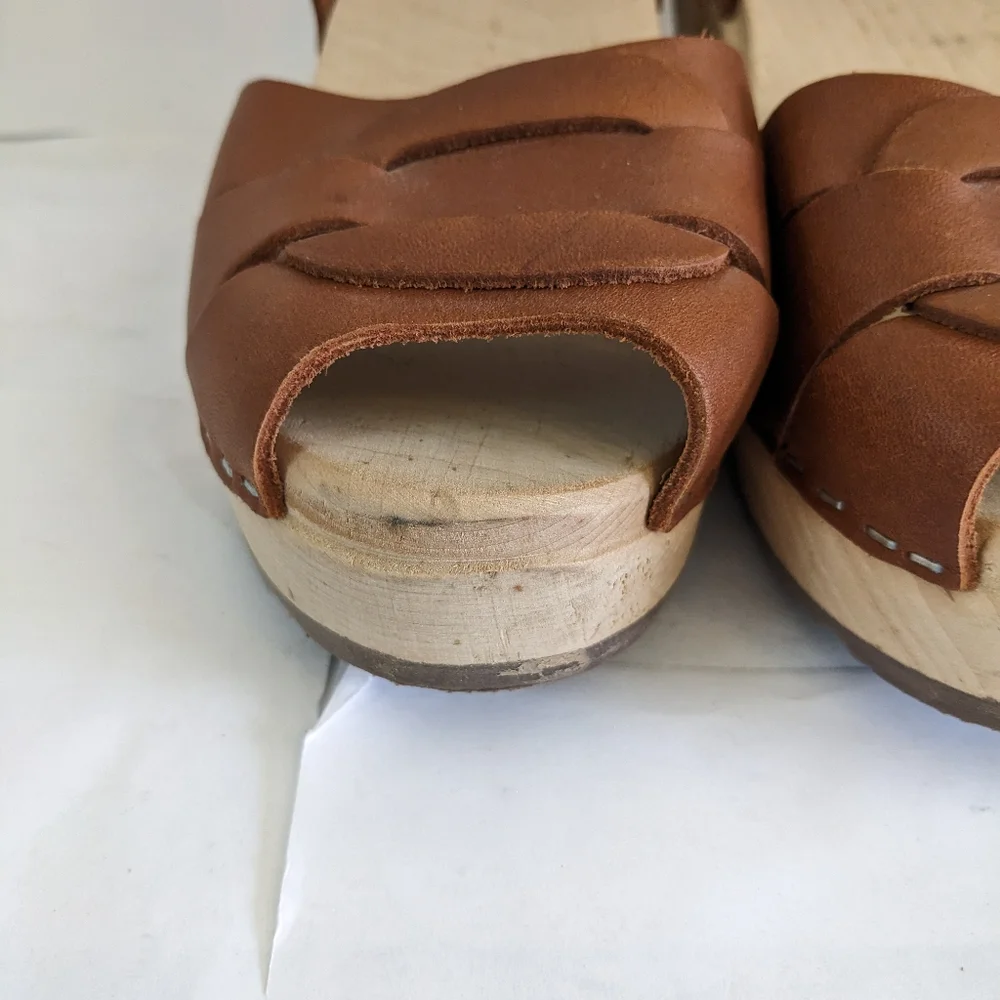 Lotta From Stockholm Tan Leather Clogs - Picture 4 of 10